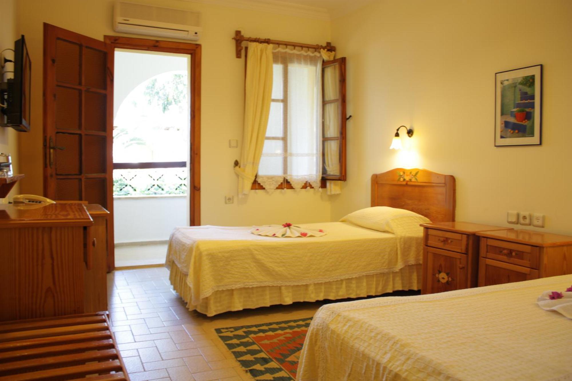 Toloman Hotel Bitez Beach Habitación foto